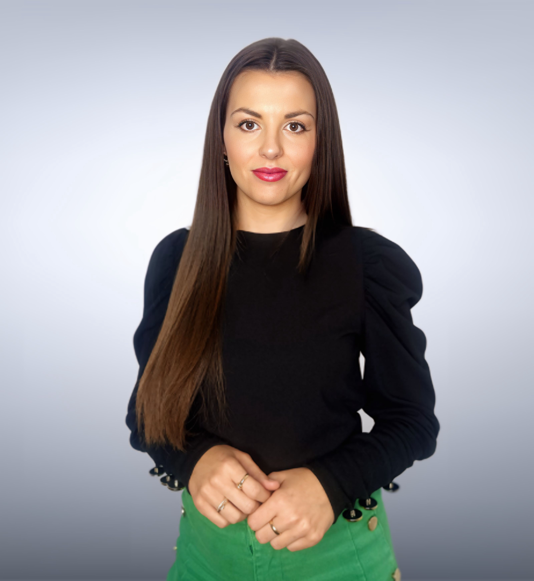 ANGELA OLMO